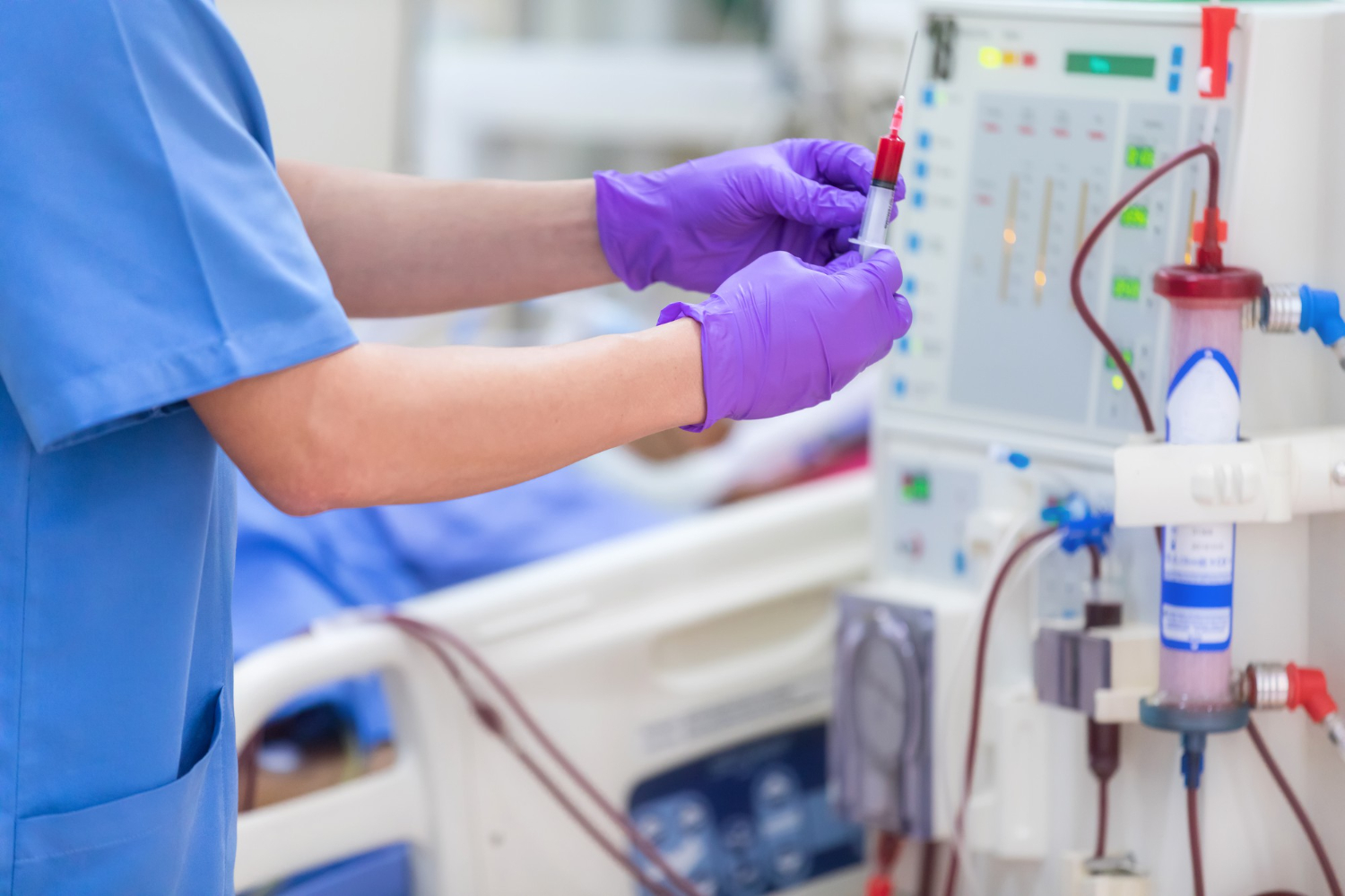 Is the job of a dialysis nurse stressful?